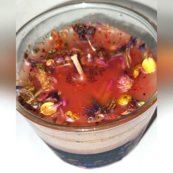 Hand crafted Brazilian Wildflower limited edition candle - Picture 2 of 6